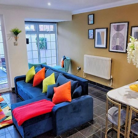 Charming 3-Bedroom House With Garden In Portsmouth, Close Parking, Train Station & Gunwharf Exteriér fotografie