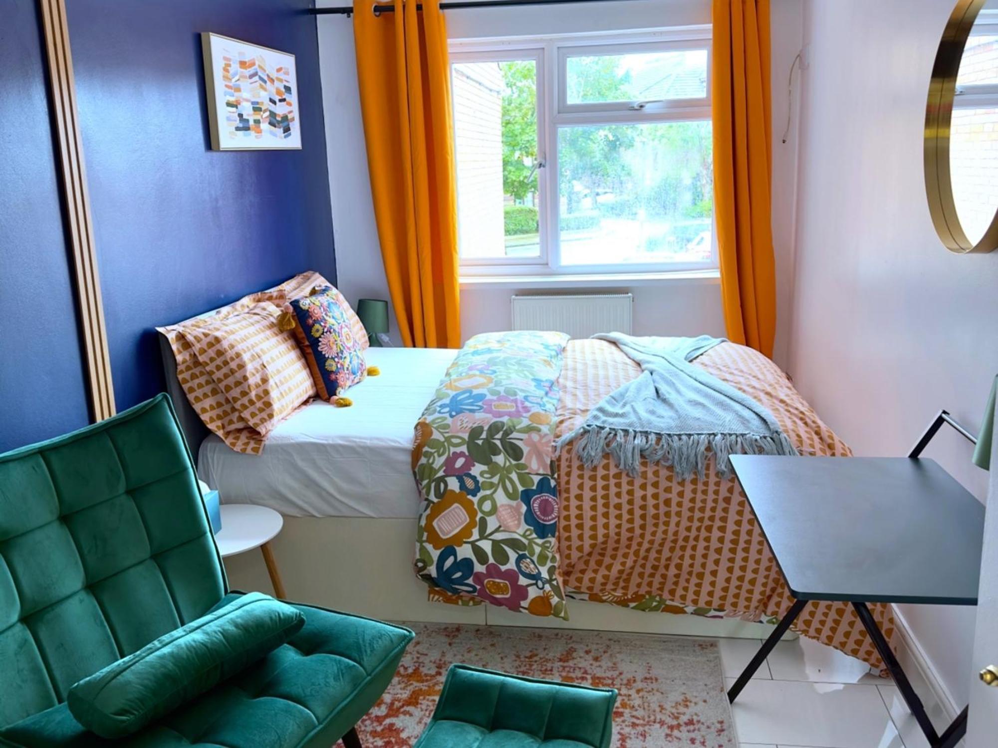 Charming 3-Bedroom House With Garden In Portsmouth, Close Parking, Train Station & Gunwharf Exteriér fotografie